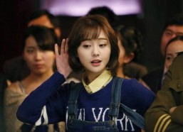 娱乐吃瓜尹正是谁啊,他是如何成为娱乐圈焦点人物的？