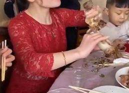 娱乐吃瓜酱结婚的意义,揭秘明星婚姻背后的甜蜜与意义