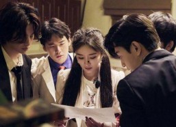 邓伦吃瓜娱乐圈