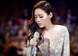 张靓颖娱乐吃瓜视频,揭秘明星幕后生活片段