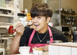 娱乐吃瓜博主推荐台湾,跟随吃瓜博主探寻地道风味之旅