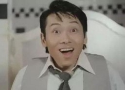 娱乐吃瓜君刘德华,娱乐圈的常青树，揭秘他的传奇人生与吃瓜趣事